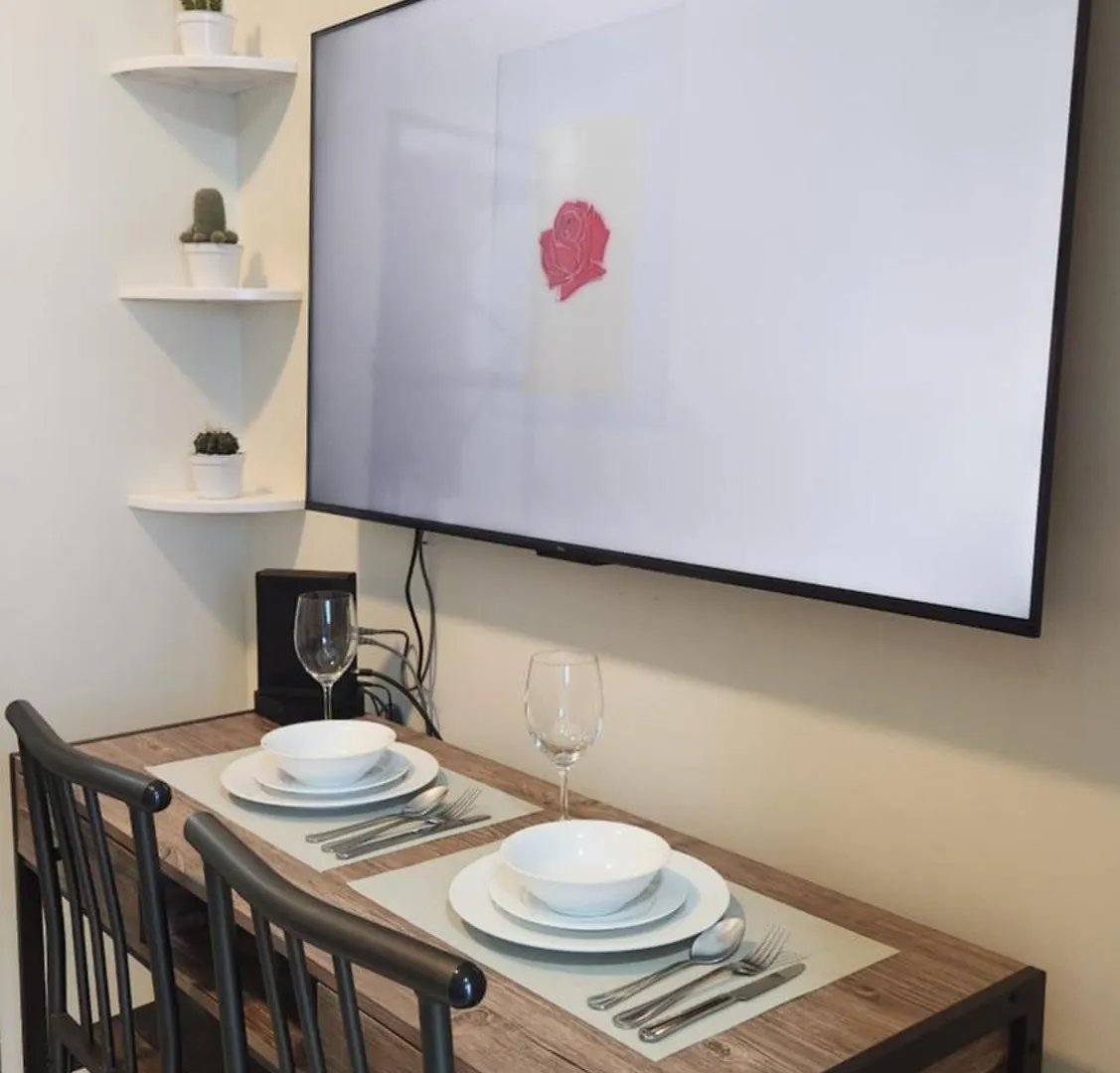 Cozy, Fully Equipped Condo For Long Stays Manila Apartment
