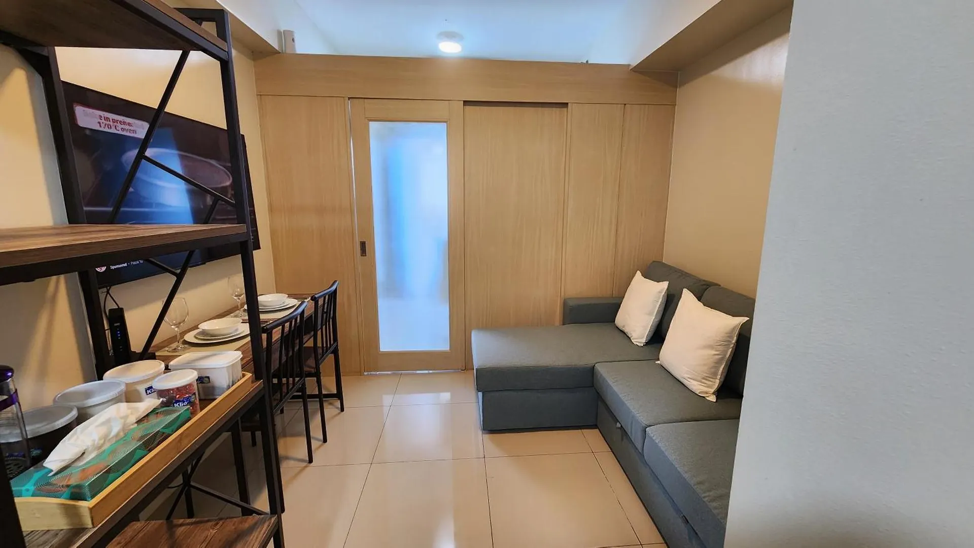 Cozy, Fully Equipped Condo For Long Stays Manila 0*,  Filipinas